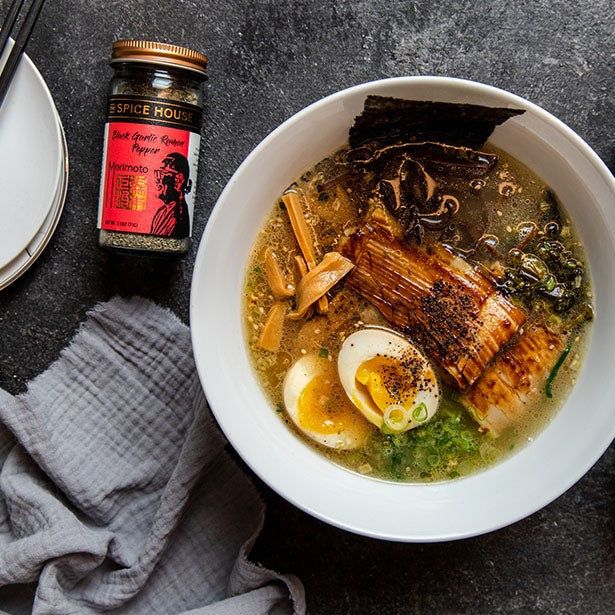 Black Garlic Ramen Pepper